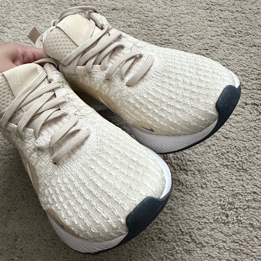 Nike React Infinity Run 3 - Picture 4 of 8